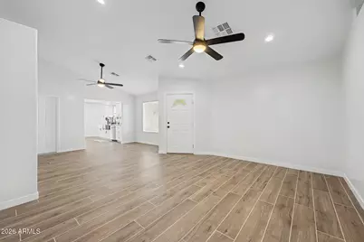 15605 W Magnolia Street, Goodyear, AZ 85338 - Photo 10