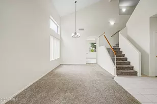 9359 W Deanna Dr, Peoria, AZ 85382 - Photo 8