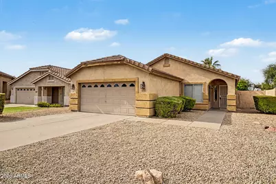 3290 E Juanita Avenue, Gilbert, AZ 85234 - Photo 2