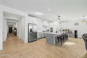 10218 E Wavelength Ave, Mesa, AZ 85212 - Photo 4