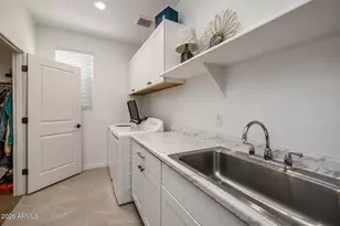 10218 E Wavelength Ave, Mesa, AZ 85212 - Photo 12
