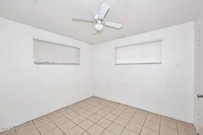 8806 N 30th Avenue, Phoenix, AZ 85051 - Photo 18