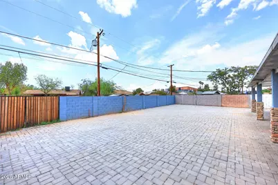 8806 N 30th Avenue, Phoenix, AZ 85051 - Photo 34