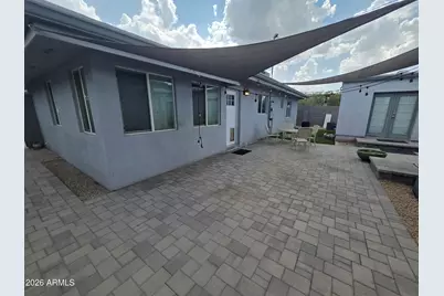 1812 E Whitton Avenue, Phoenix, AZ 85016 - Photo 2