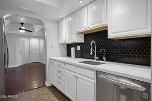 10444 N 69th St, Paradise Valley, AZ 85253 - Photo 6