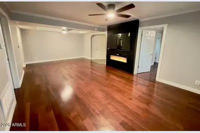 10444 N 69th Street #201, Paradise Valley, AZ 85253 - Photo 2