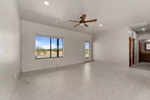 48800 W Long Rifle Rd, Aguila, AZ 85320 - Photo 38