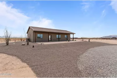 48800 W Long Rifle Road, Aguila, AZ 85320 - Photo 18