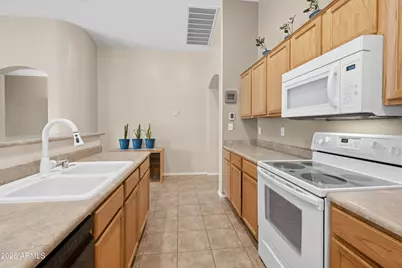 353 W Welsh Black Circle, San Tan Valley, AZ 85143 - Photo 6