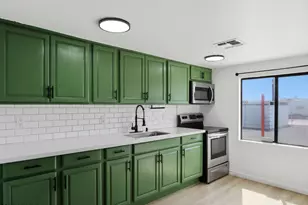 9047 N 9th St, Phoenix, AZ 85020 - Photo 16