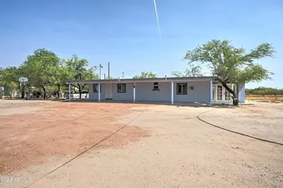 12049 S Airport Road, Buckeye, AZ 85326 - Photo 4