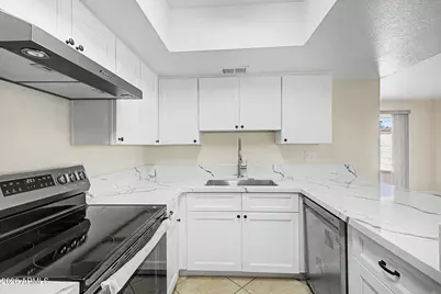 1342 W Emerald Avenue #403, Mesa, AZ 85202 - Photo 12