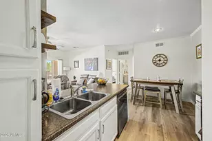 16013 S Desert Foothills Pkwy, Phoenix, AZ 85048 - Photo 24