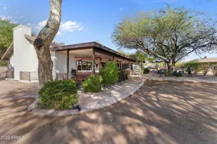 2601 E Mesquite St, Gilbert, AZ 85296 - Photo 48