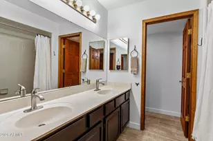 2601 E Mesquite St, Gilbert, AZ 85296 - Photo 38