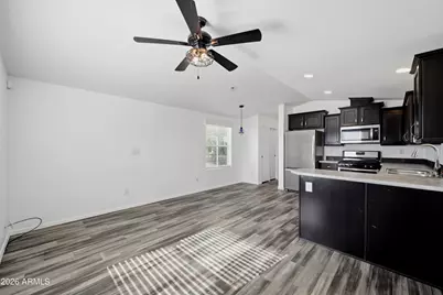 1452 W 4th Avenue, Apache Junction, AZ 85120 - Photo 6