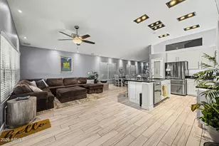 4730 E Thunderhill Pl, Phoenix, AZ 85044 - Photo 18