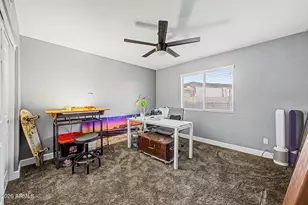 4730 E Thunderhill Pl, Phoenix, AZ 85044 - Photo 34
