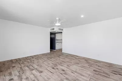 4019 W Citrus Way, Phoenix, AZ 85019 - Photo 8
