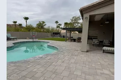 943 E Desert Flower Lane, Phoenix, AZ 85048 - Photo 4