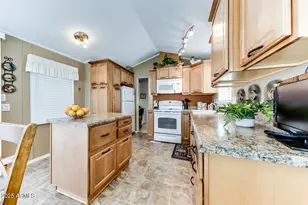 17200 W Bell Rd, Surprise, AZ 85374 - Photo 10