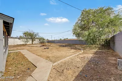 105 N Los Robles Drive, Goodyear, AZ 85338 - Photo 30