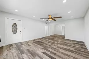 105 N Los Robles Dr, Goodyear, AZ 85338 - Photo 6