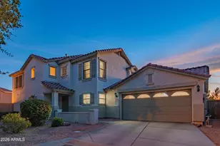 1075 E Parkview Ct, Gilbert, AZ 85295 - Photo 1