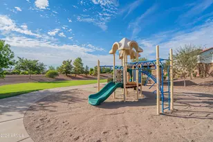 1075 E Parkview Ct, Gilbert, AZ 85295 - Photo 28