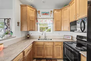 654 E Ranch Rd, San Tan Valley, AZ 85140 - Photo 12