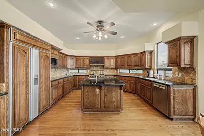 1748 E Queen Palm Drive, Gilbert, AZ 85234 - Photo 10