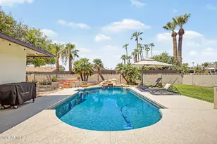 4230 N 87th Pl, Scottsdale, AZ 85251 - Photo 32