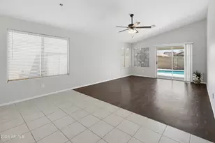 543 W Grovers Ave, Phoenix, AZ 85023 - Photo 6