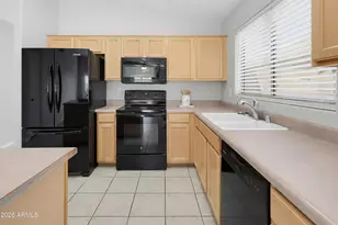 543 W Grovers Ave, Phoenix, AZ 85023 - Photo 4