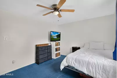 2029 W Sunnyside Avenue, Phoenix, AZ 85029 - Photo 8