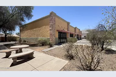 201 E Cottonwood Lane, Casa Grande, AZ 85122 - Photo 4