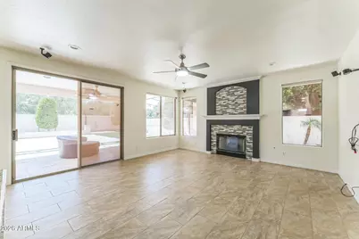 1111 W Washington Avenue, Gilbert, AZ 85233 - Photo 6
