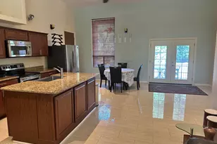 291 S Park Grove Ln, Gilbert, AZ 85296 - Photo 2