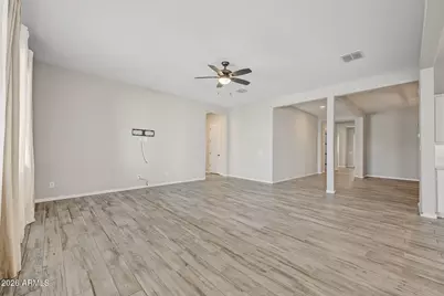 18234 W Pasadena Avenue, Litchfield Park, AZ 85340 - Photo 10