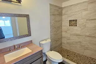 5951 W Glenn Dr, Glendale, AZ 85301 - Photo 6