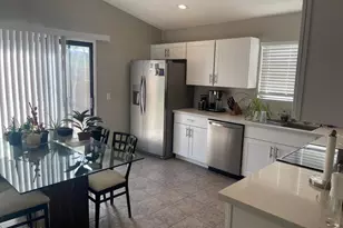 2157 E Crest Ln, Phoenix, AZ 85024 - Photo 6
