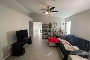 2157 E Crest Ln, Phoenix, AZ 85024 - Photo 4