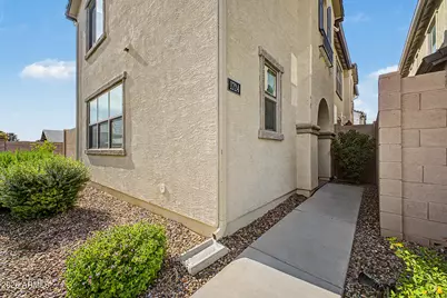 1724 S 82nd Place, Mesa, AZ 85209 - Photo 2