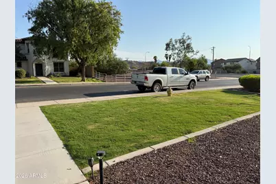 9418 S 34th Lane, Laveen, AZ 85339 - Photo 2