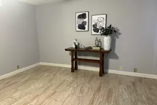 5208 S Hazelton Ln, Tempe, AZ 85283 - Photo 12