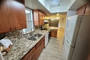 5208 S Hazelton Ln, Tempe, AZ 85283 - Photo 1