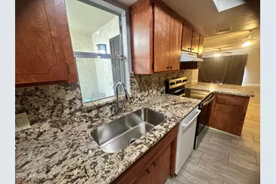 5208 S Hazelton Lane, Tempe, AZ 85283 - Photo 2