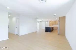 8435 S 16th Pl, Phoenix, AZ 85042 - Photo 16
