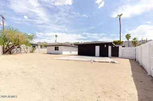 8435 S 16th Pl, Phoenix, AZ 85042 - Photo 56