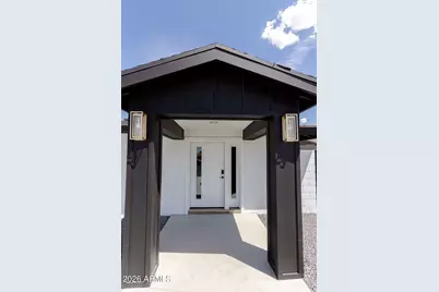 8435 S 16th Place, Phoenix, AZ 85042 - Photo 10
